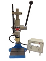 EMG präsentiert sein neues System für die Kraft- und Wegsteuerung